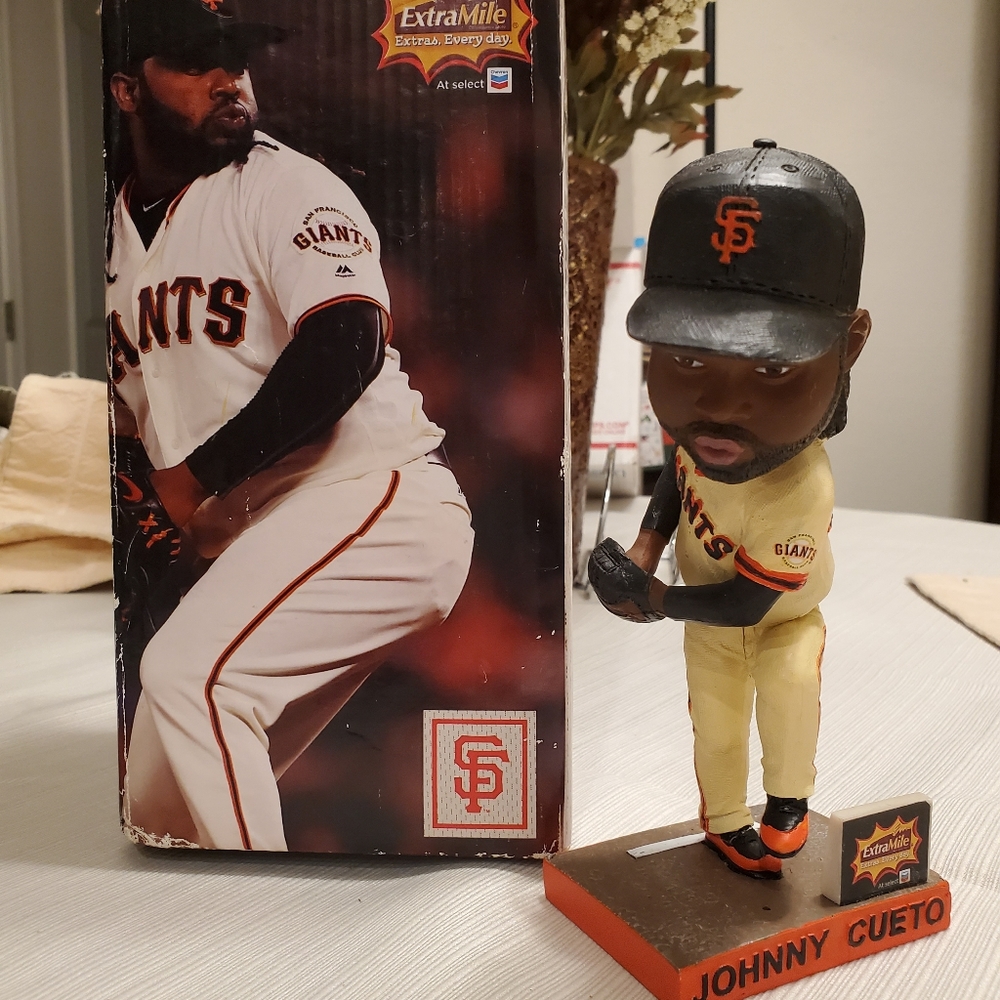 JOHNNY CUETO SHIMMY BOBBLE HEAD 2017 # SF GIANTS